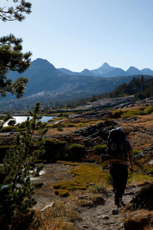 The trail opens up to Thousand Island Lake.