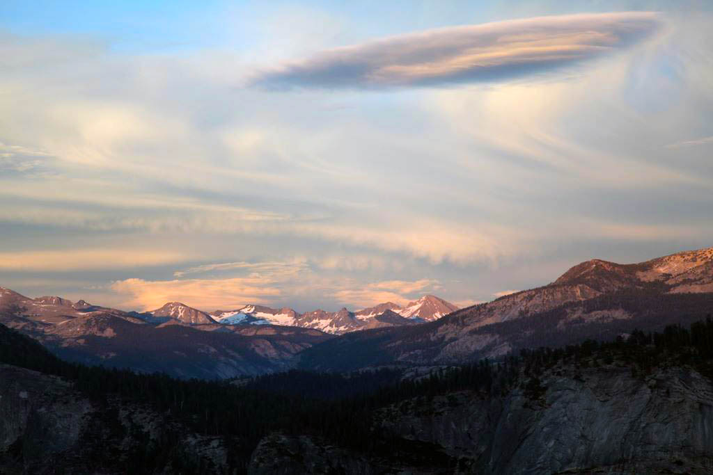Lenticular formed from winds coming off Half Dome